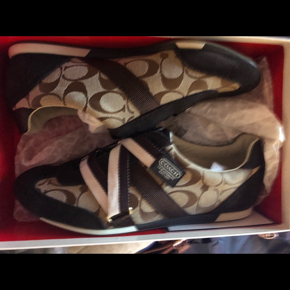 Coach shoes Size 10